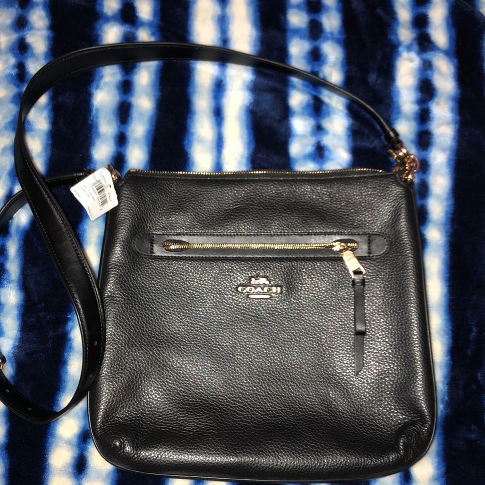 Coach Leather Crossbody 🖤